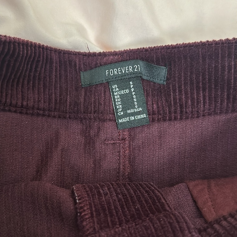 Forever 21 Ribbed Skirt - Picture 2 of 4